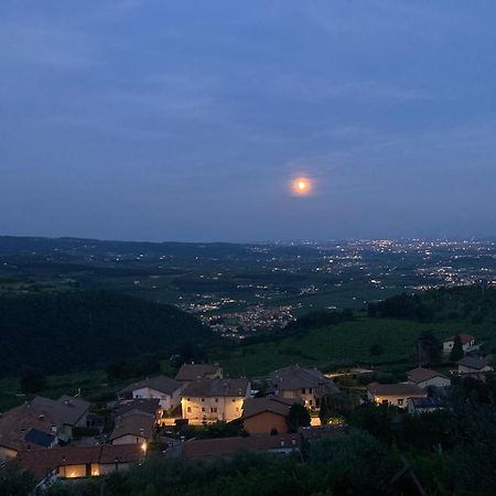 La Terrazza In Collina Bed and Breakfast Cavalo Exteriör bild