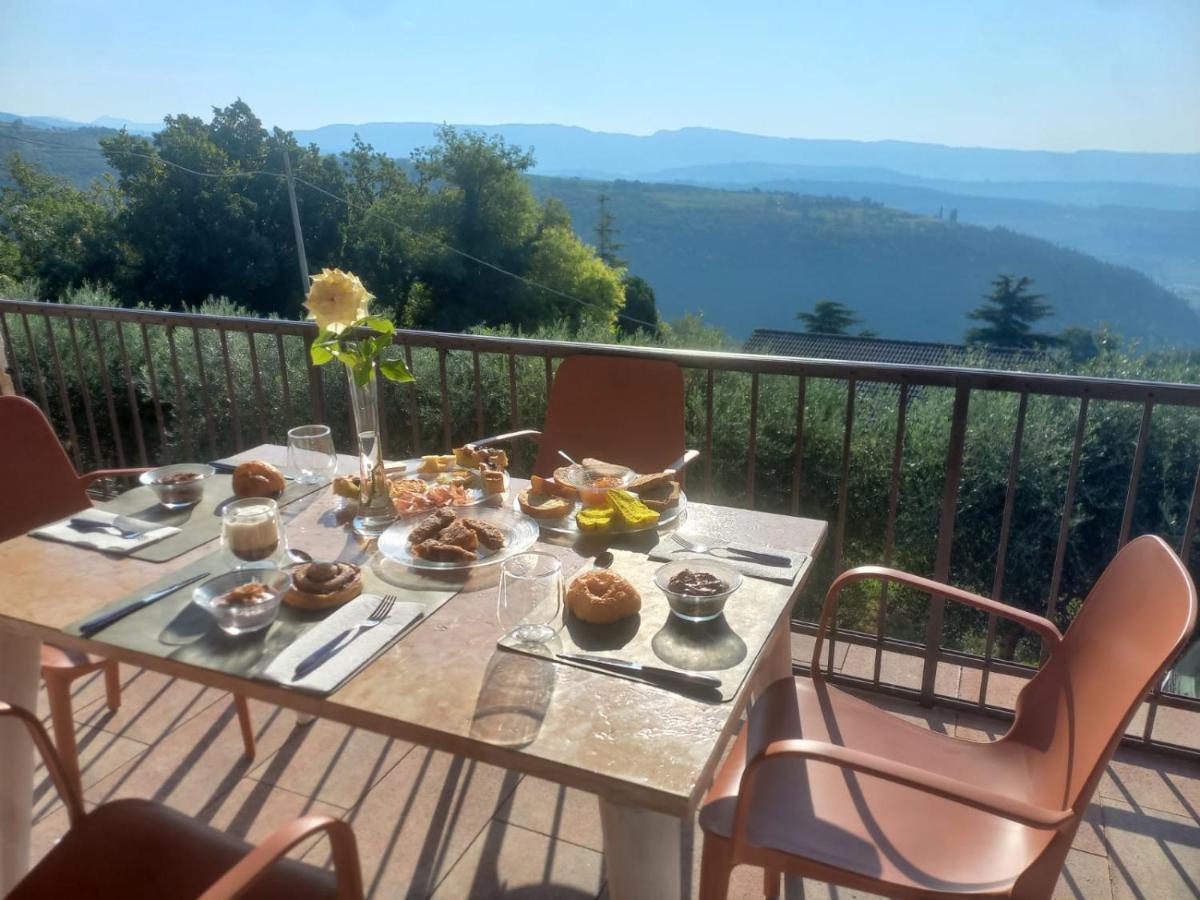 La Terrazza In Collina Bed and Breakfast Cavalo Exteriör bild