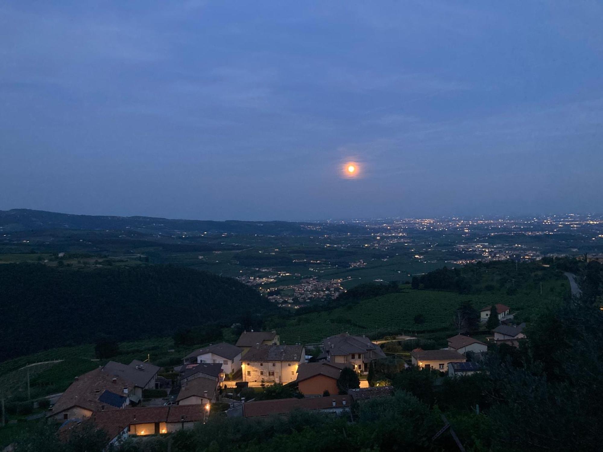 La Terrazza In Collina Bed and Breakfast Cavalo Exteriör bild