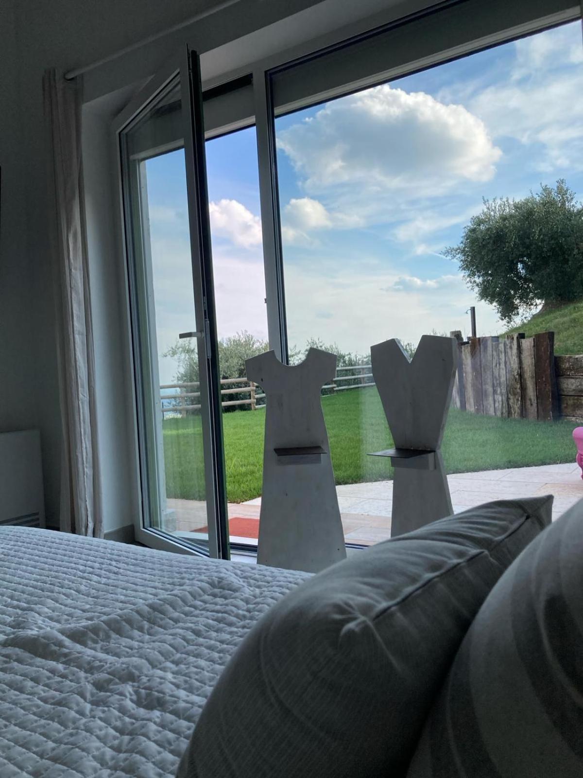 La Terrazza In Collina Bed and Breakfast Cavalo Exteriör bild