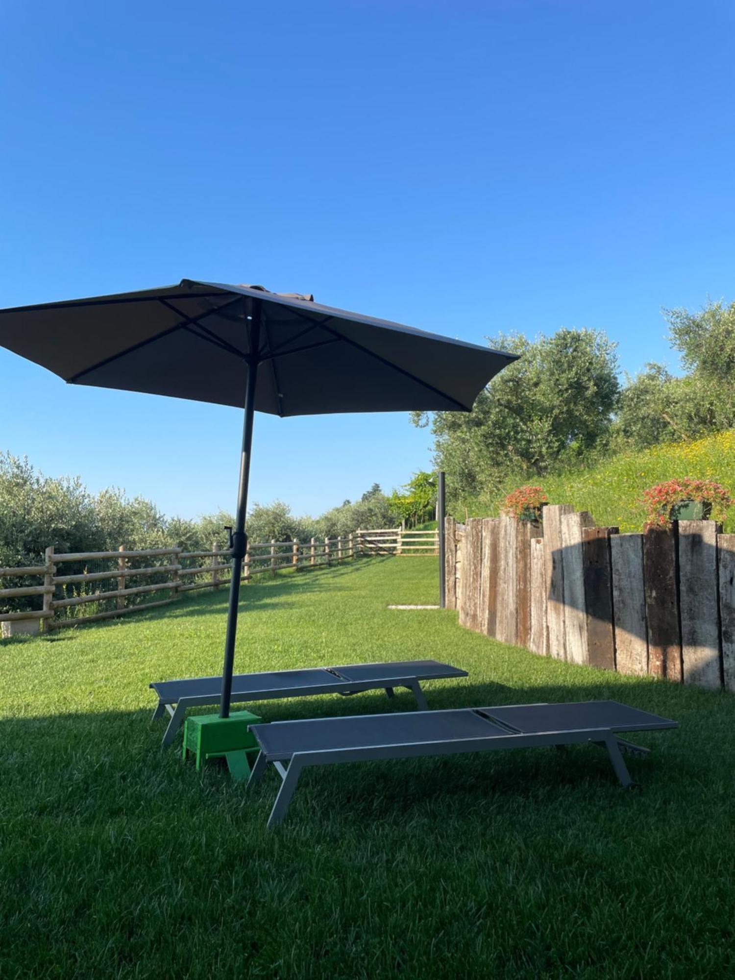 La Terrazza In Collina Bed and Breakfast Cavalo Exteriör bild